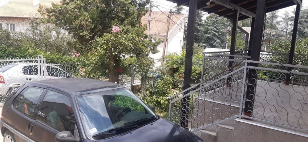 Slika 5 - Sremcica,  Kuća na prodaju, 200m2, 195.000€